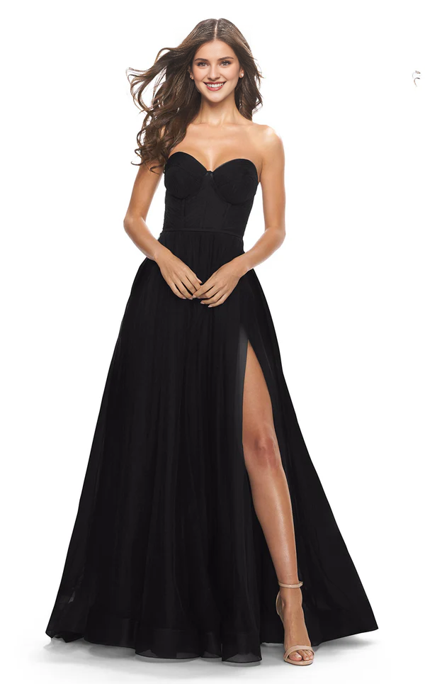 A-line heart-shaped collar sheer strapless tight corset with side slits and floor length Prom dress