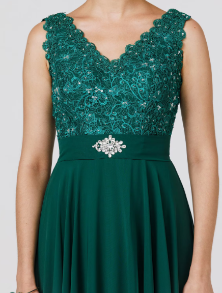 A-Line Elegant Prom Dress Wedding Floor Length Sleeveless V Neck Chiffon Back Beading