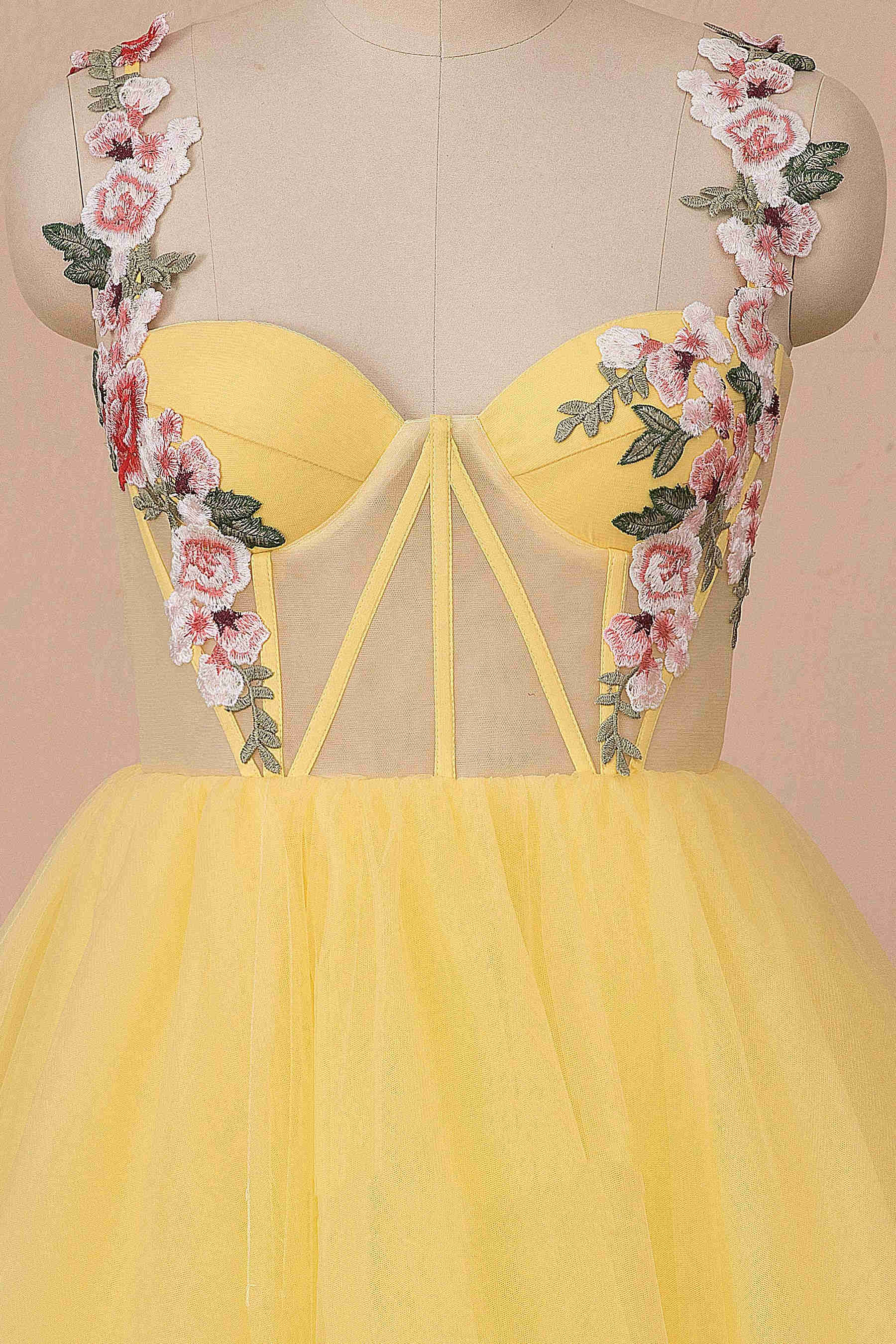 A-line High Slit Yellow Tulle Prom Dress with Flower Appliques