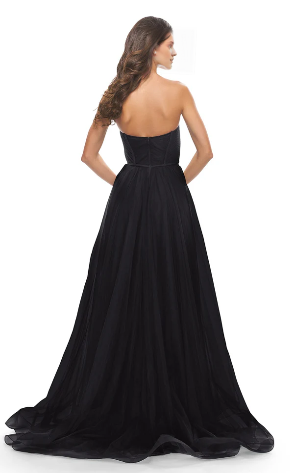 A-line heart-shaped collar sheer strapless tight corset with side slits and floor length Prom dress