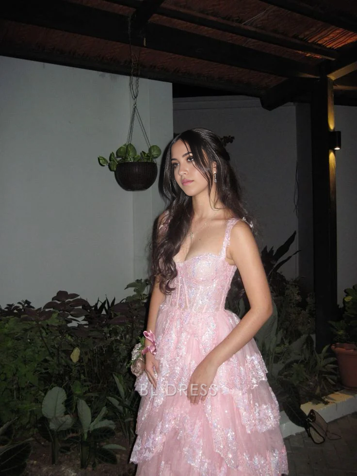 A-Line Appliques Pretty Pink Lace Tiered Long formal dresses Bridesmaid Dresses evening gown Prom Dress