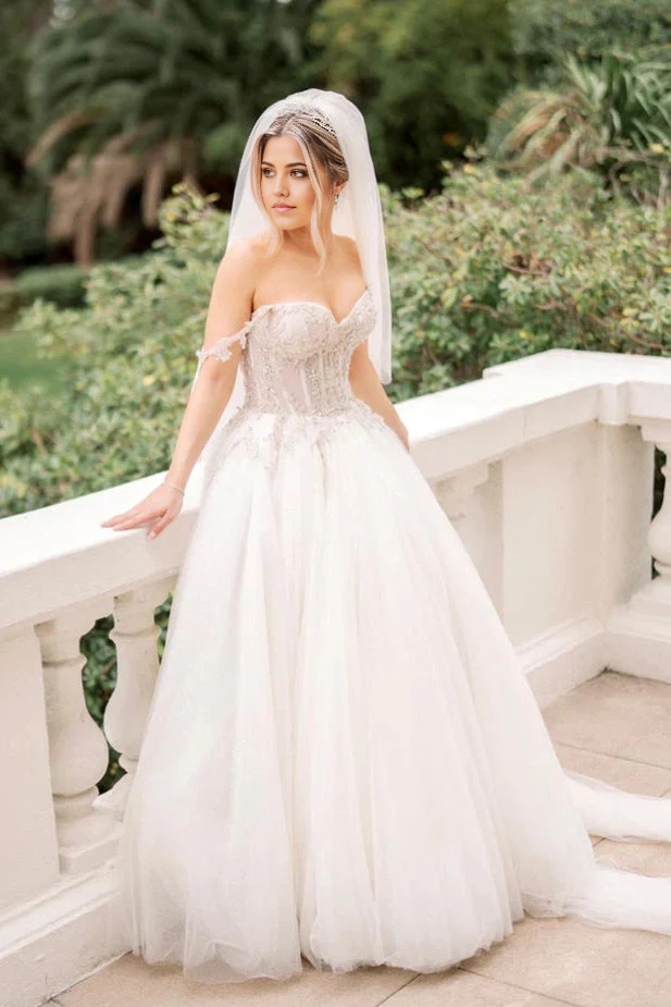 A Line Sweetheart Tulle formal dresses Wedding Dresses with Beading