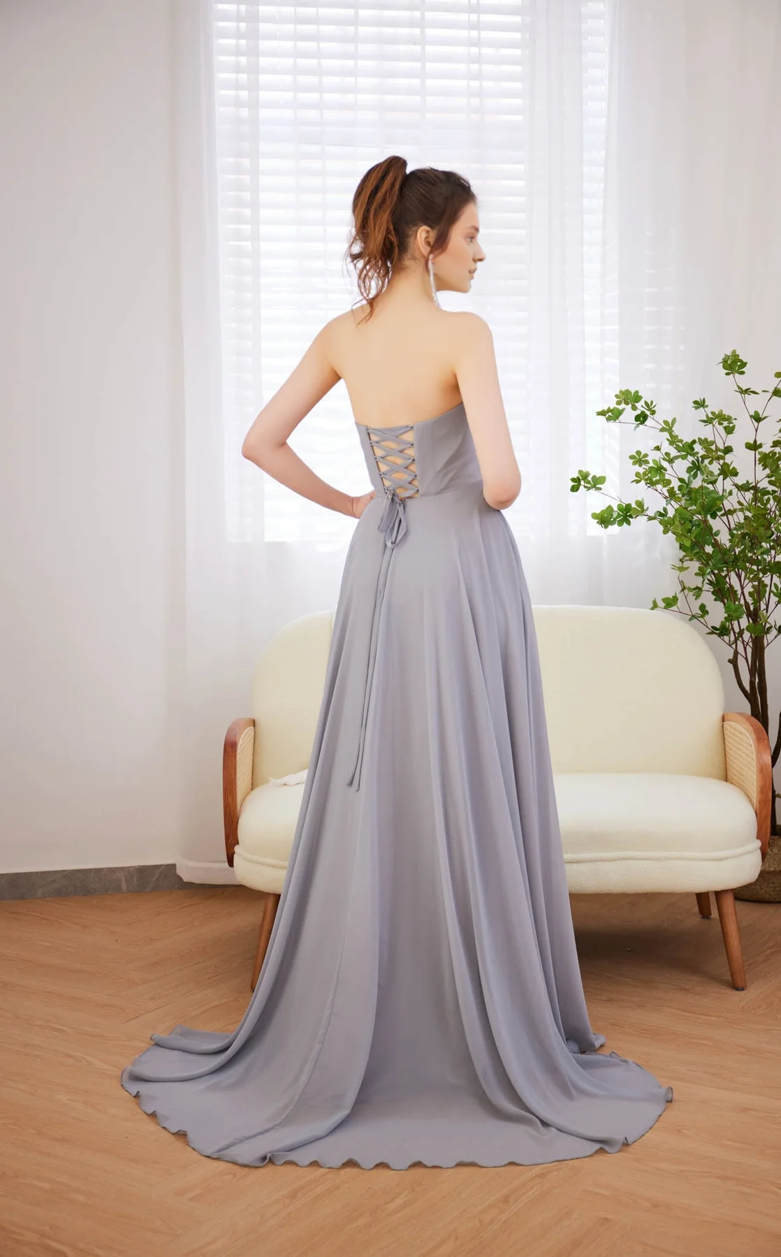 A-line heart-shaped neckline without shoulder straps and floor length evening dress