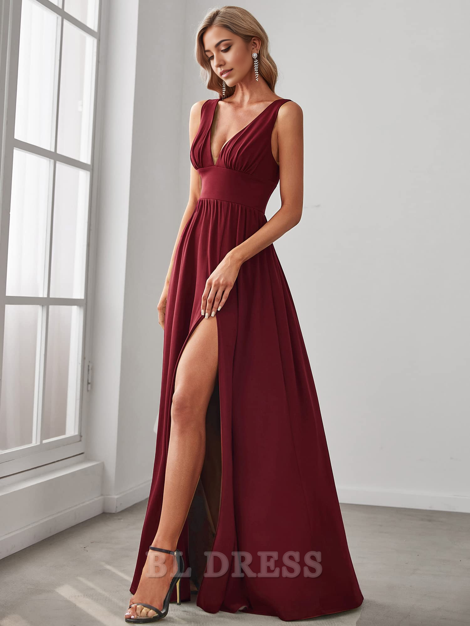 A-line Deep V-Neck Sleeveless Side Slit Floor Length formal dresses Bridesmaid Dresses evening gown Prom Dress