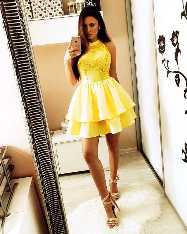 A Line Halter Satin Homecoming Dresses Lace Applique