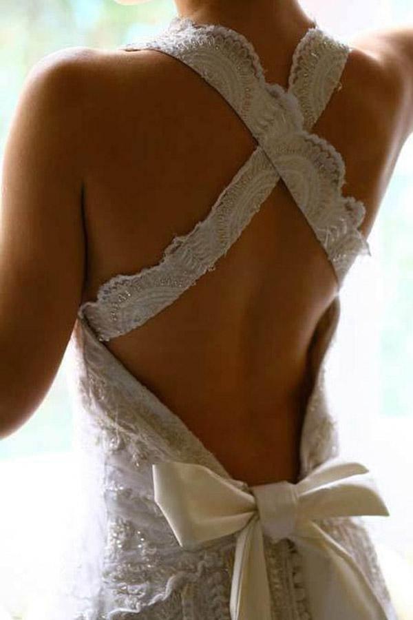 A-line Halter Neck Backless Bow Lace Wedding Dress with Court Train TN180