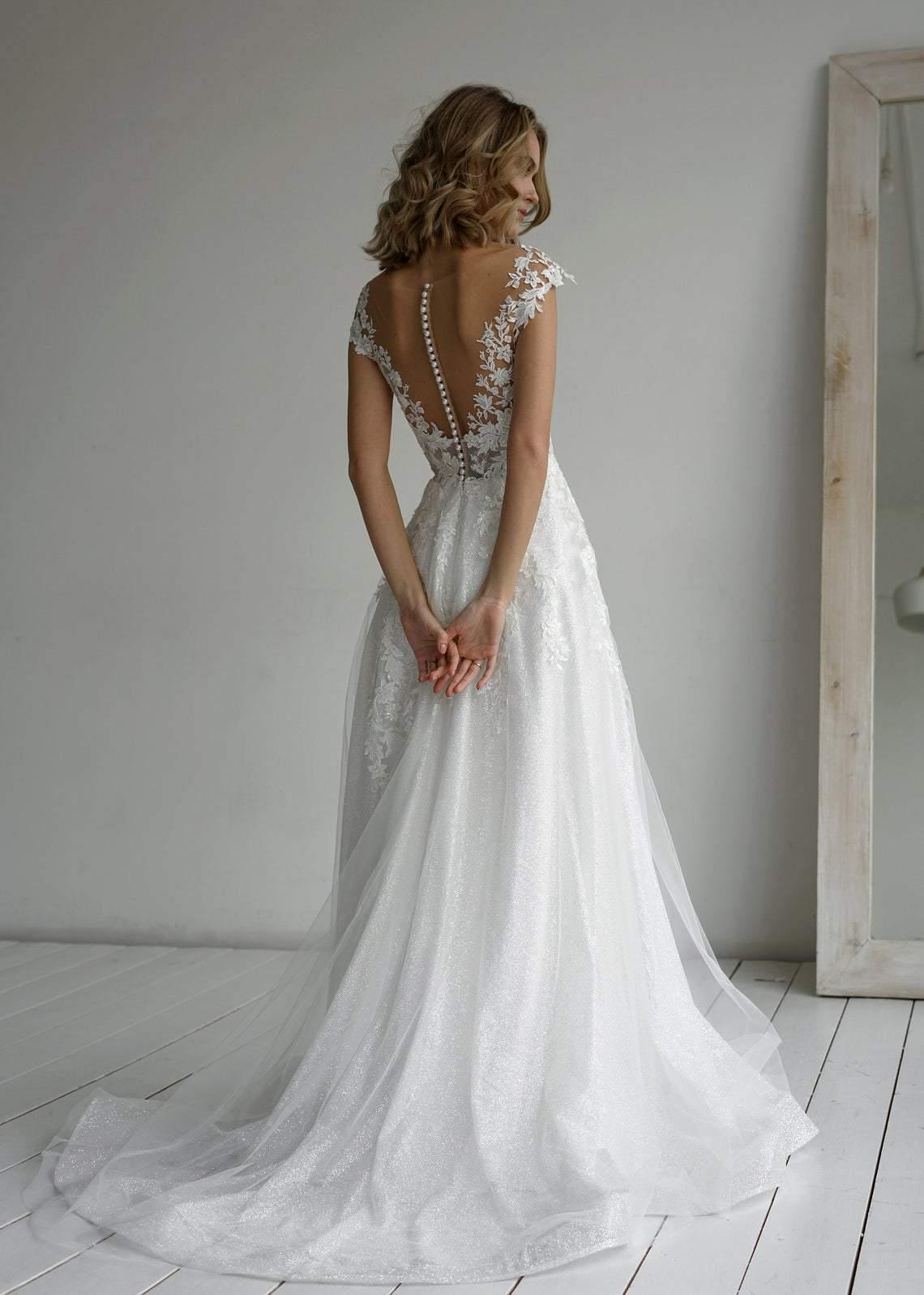 A-line elegant Ball Gown Glitter fabric Sweetheart Wedding Dress With Appliques TN230