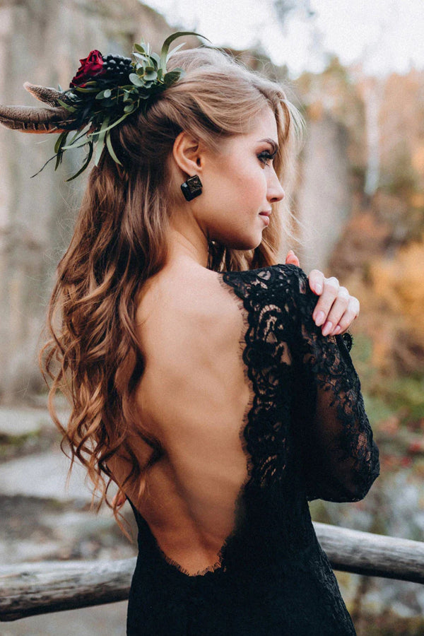 A line Black Sweetheart Long Sleeves Lace Beach Wedding Dresses TN383