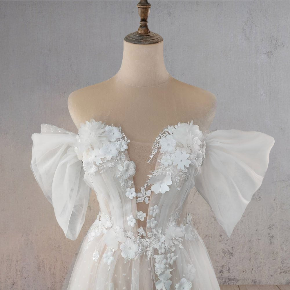 A-Line Floral Appliques Polka Dots Wedding Dress with Slit