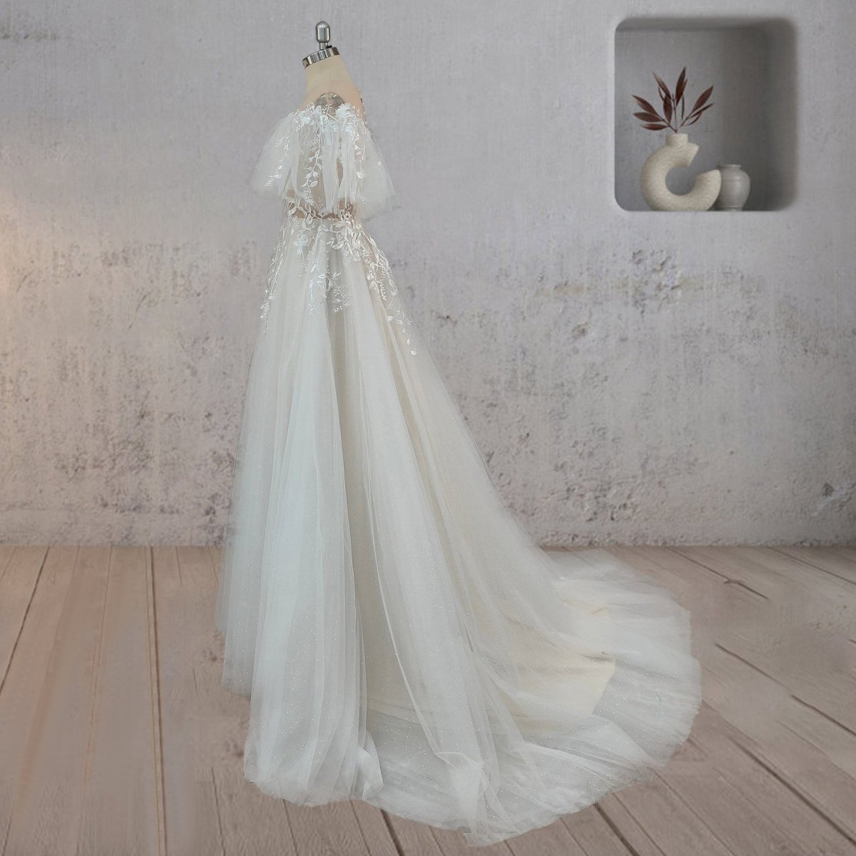 A-Line Lace Button Covered Back Tulle Wedding Dress