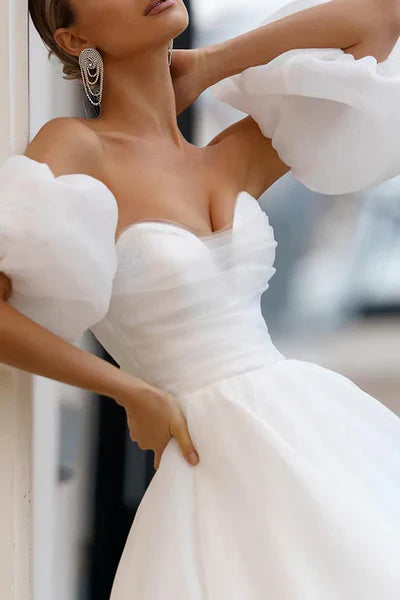 A Line Sweetheart White Hall Casual Wedding Dress Simple Bridal Gowns Sexy