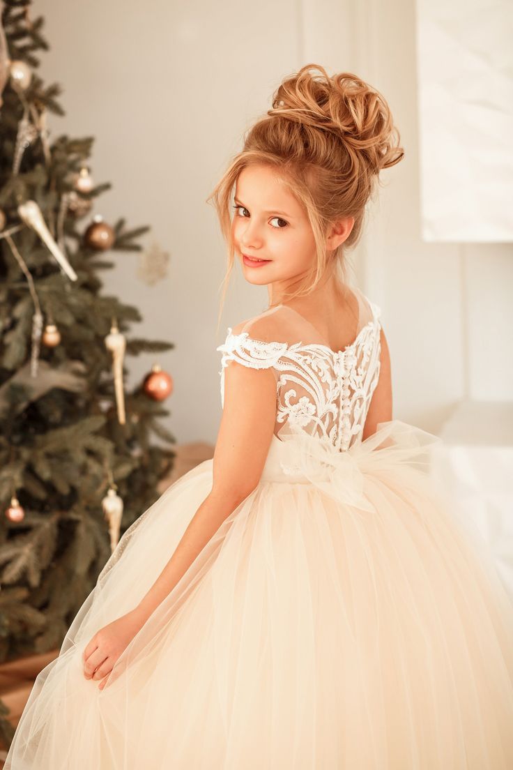 Cute Jewel Sleeveless Ball Gown Flower Girl Dress with Tulle Lace Appliques