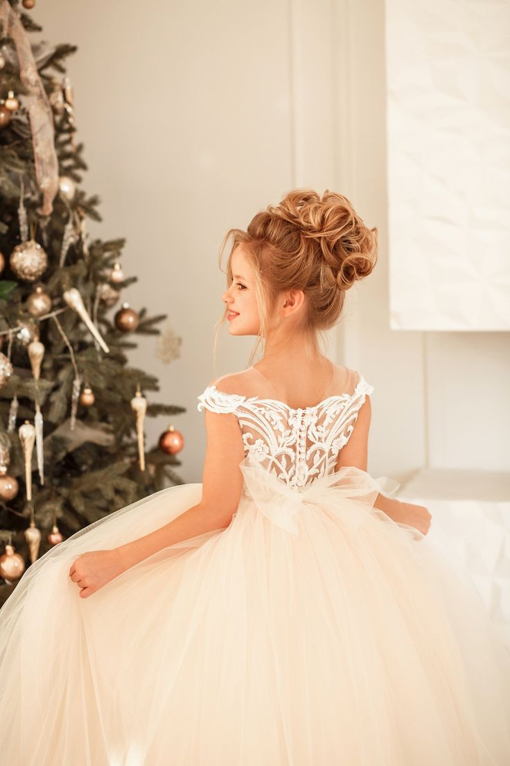 Cute Jewel Sleeveless Ball Gown Flower Girl Dress with Tulle Lace Appliques