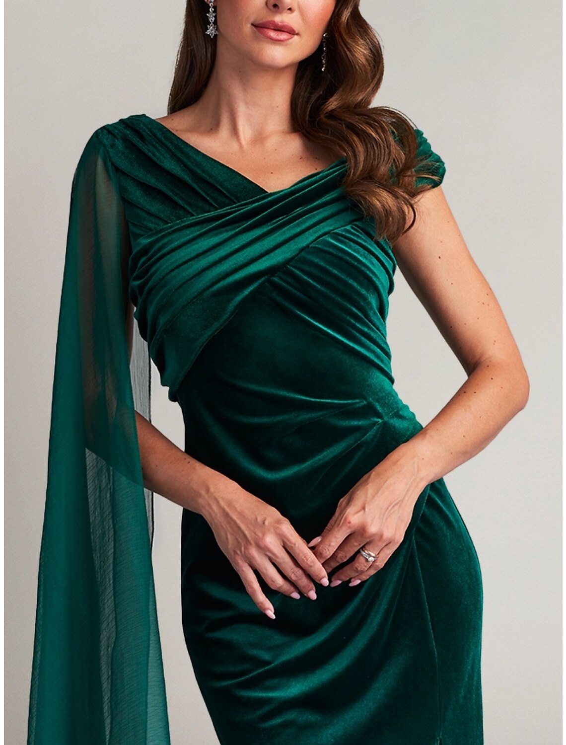 A-Line Evening Gown Elegant Dress Formal Court Train Sleeveless V Neck Velvet with Ruched Slit 2025