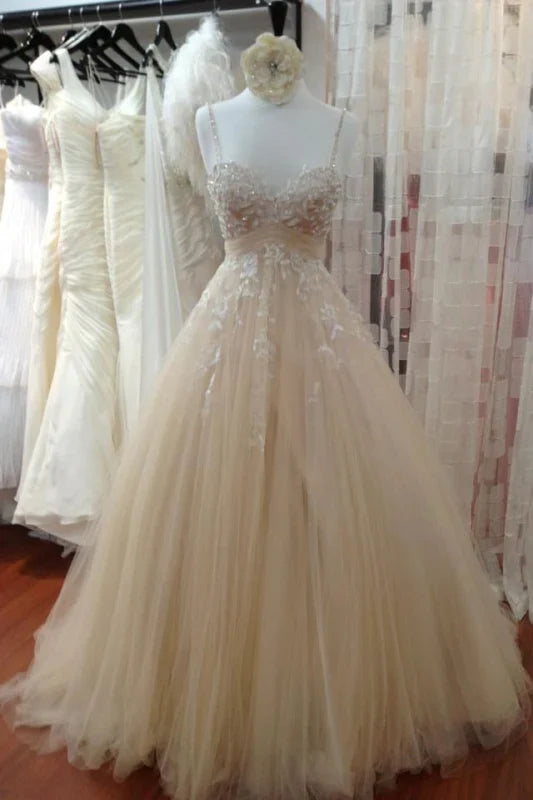 A Line Tulle Long Prom Straps Sweetheart Lace Appliques Wedding Dresses