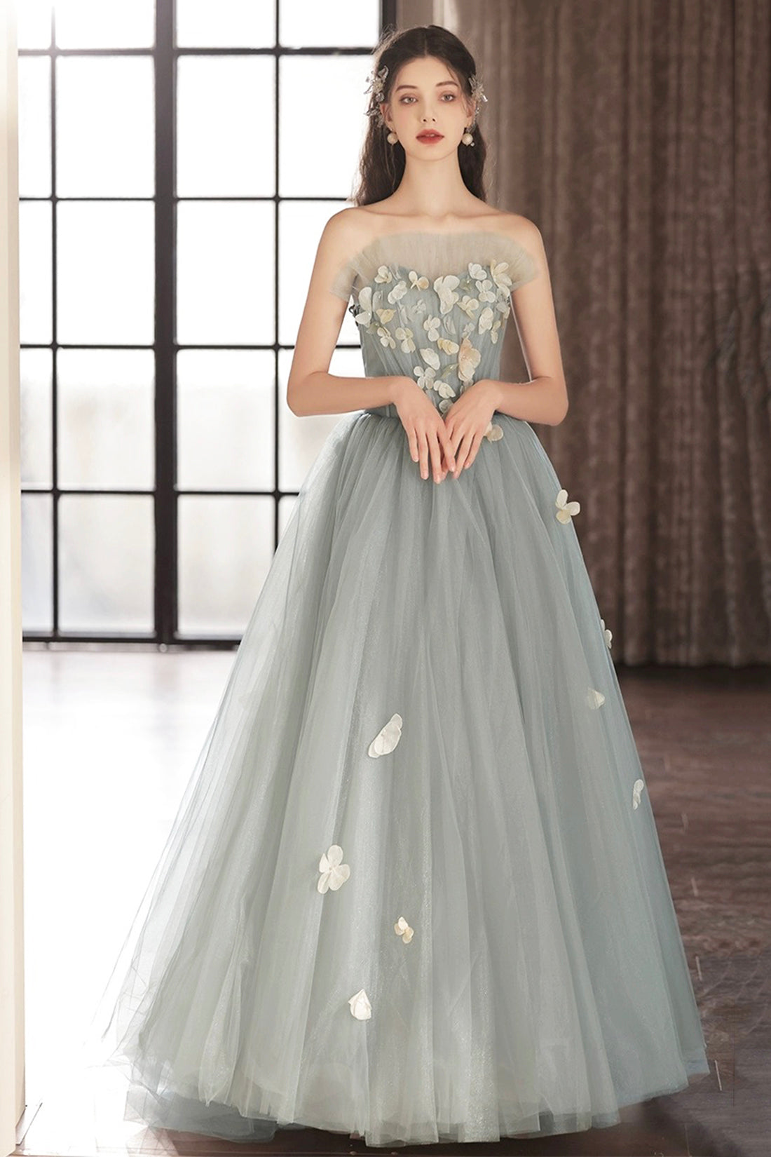 A-Line Gray Tulle Strapless Floor Length Prom Dress, Beautiful Backless Evening Party Dres with Flowers