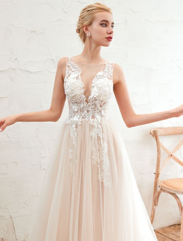 A Line Tulle Wedding Dress V Neck Sleeveless Bridal Gowns With Train