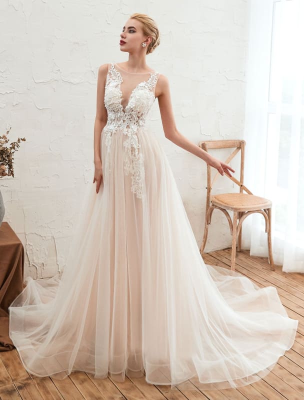 A Line Tulle Wedding Dress V Neck Sleeveless Bridal Gowns With Train